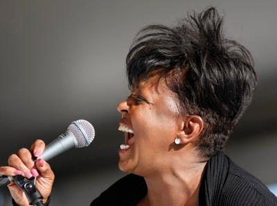 Legendary Anita Baker is ready to give Bay Area fans the best that she’s got