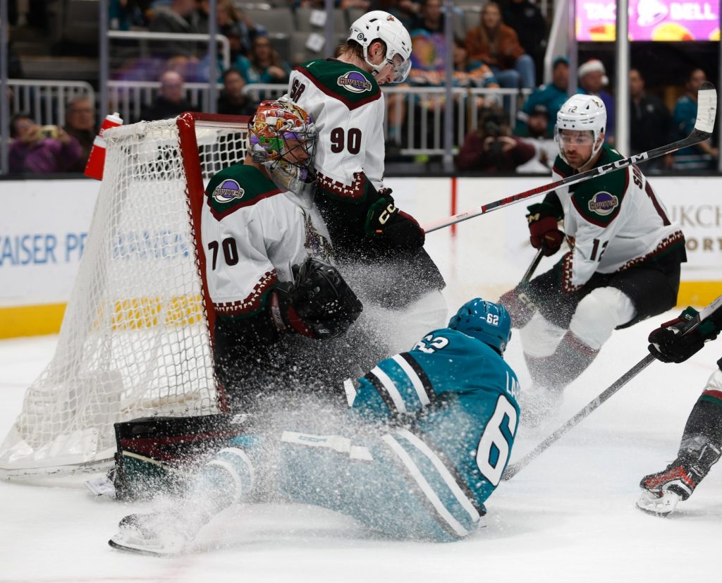 Sharks unable to slow down Coyotes, now on longest losing streak since start of season