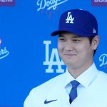 Shohei Ohtani reveals dog’s name at Dodgers’ introduction