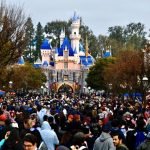 5 tips for tackling Disneyland during the busiest week of the year