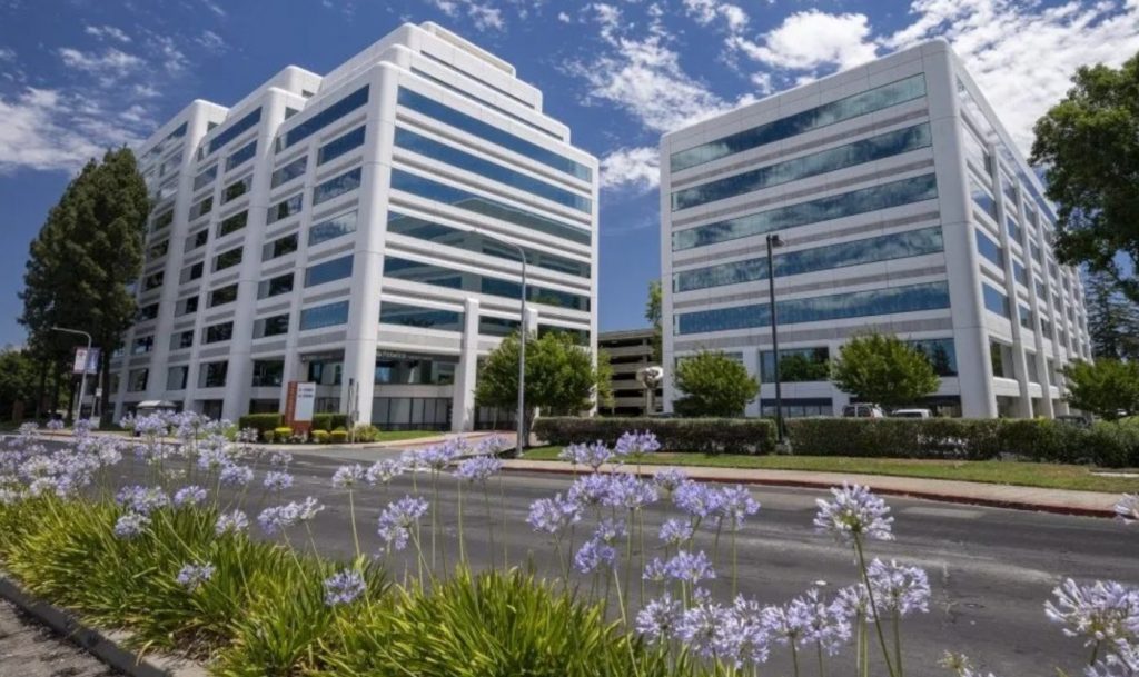 Bay Area office complex is bought in deal that points to weak property values