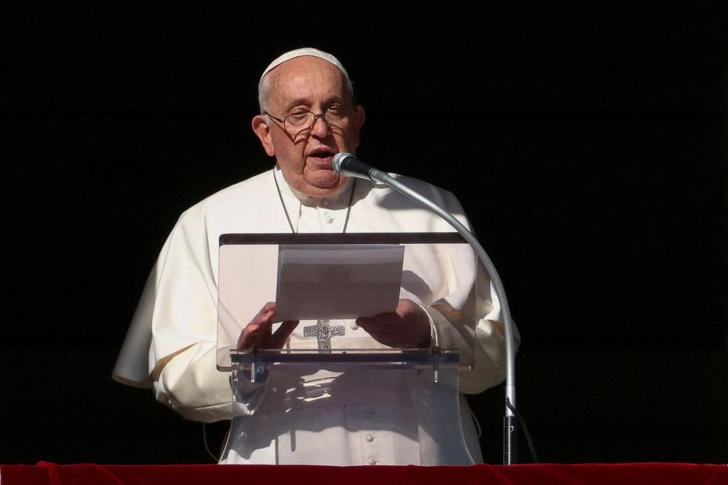 Pope Francis authorizes blessings for same-sex couples