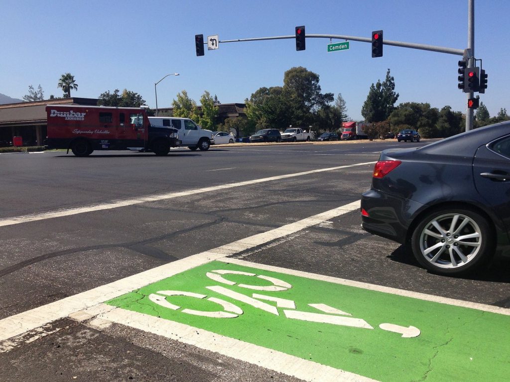 Intersection an upgrade for drivers, bicyclists but pedestrians less sure: Roadshow