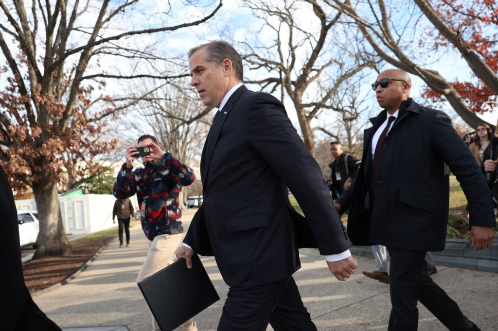 Hunter Biden defies subpoena, still offering public testimony