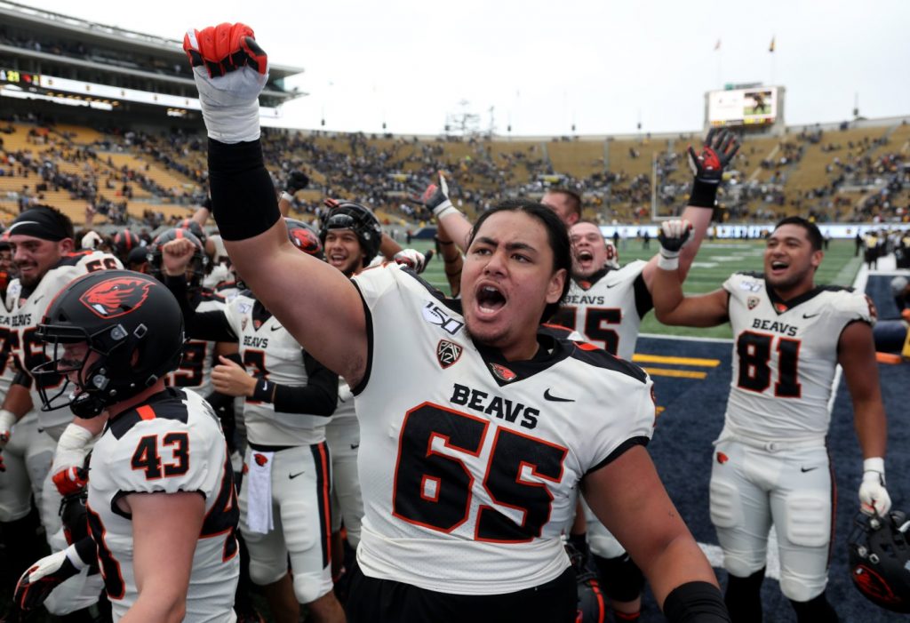 As the NCAA landscape evolves, Oregon State and Washington State stay flexible and play their cards perfectly