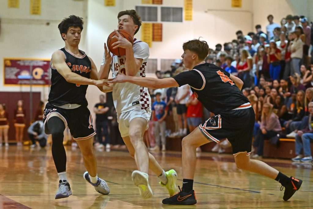 Half Moon Bay charges back to beat Menlo-Atherton in overtime