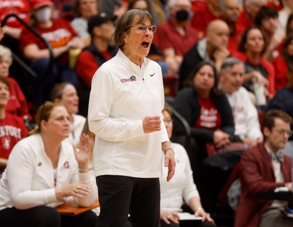 No. 8 Stanford falls at No. 5 Colorado, prolonging Tara VanDerveer’s quest for all-time wins record