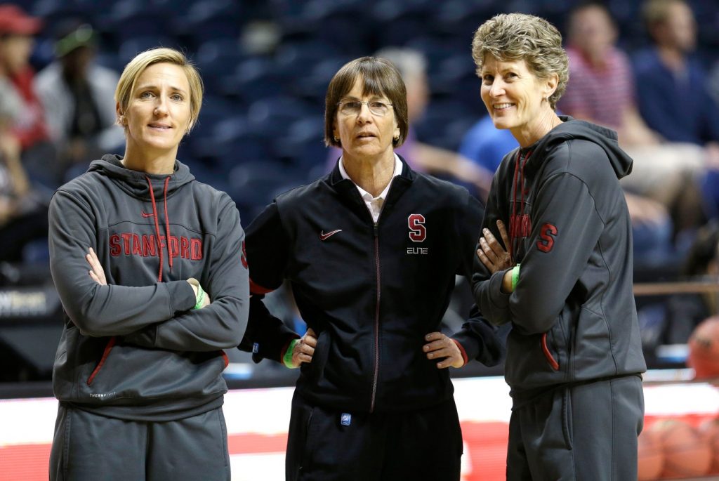 Pac-12 WBB weekend wrap: VanDerveer doesn’t tie Krzyzewski, USC topples UCLA and Oregon schools sweep