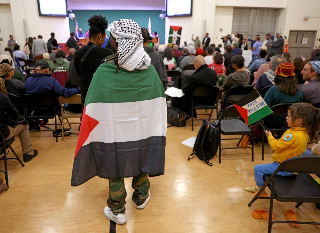 Why the Gaza debate is driving Jewish families from Oakland schools: ‘This feels threatening to us’