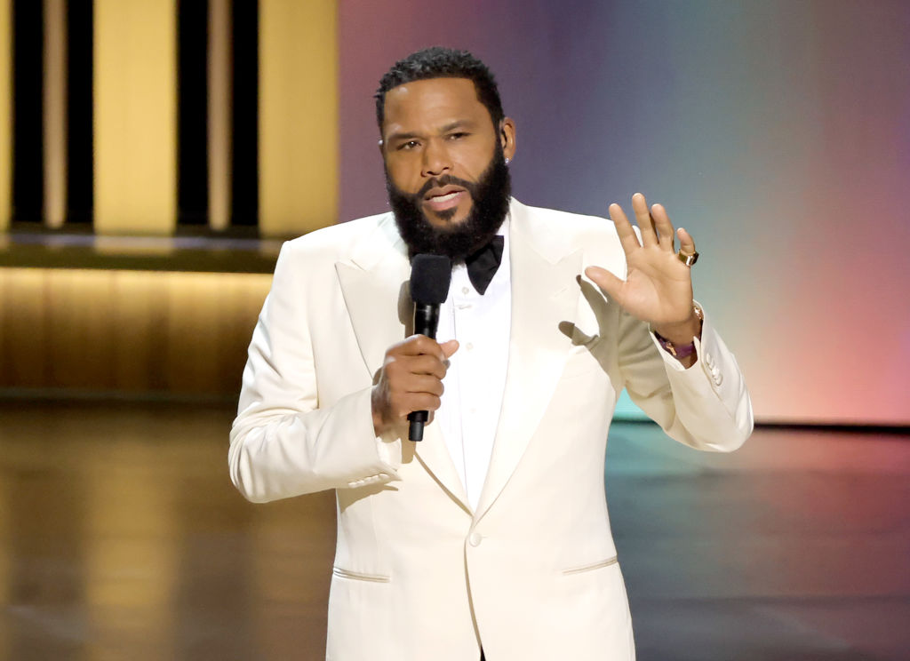 Anthony Anderson plays the hits with safe Emmys monologue