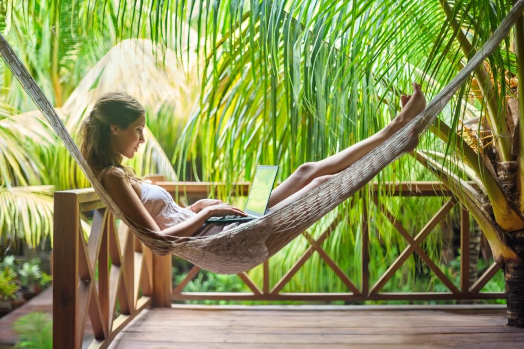 Why ‘blended travel’ gives short-term rentals a boost over hotels