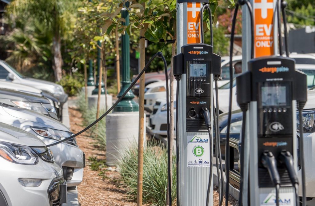 Letters: EV stations | Farewell Geracie | Foreign money | Mediocre win