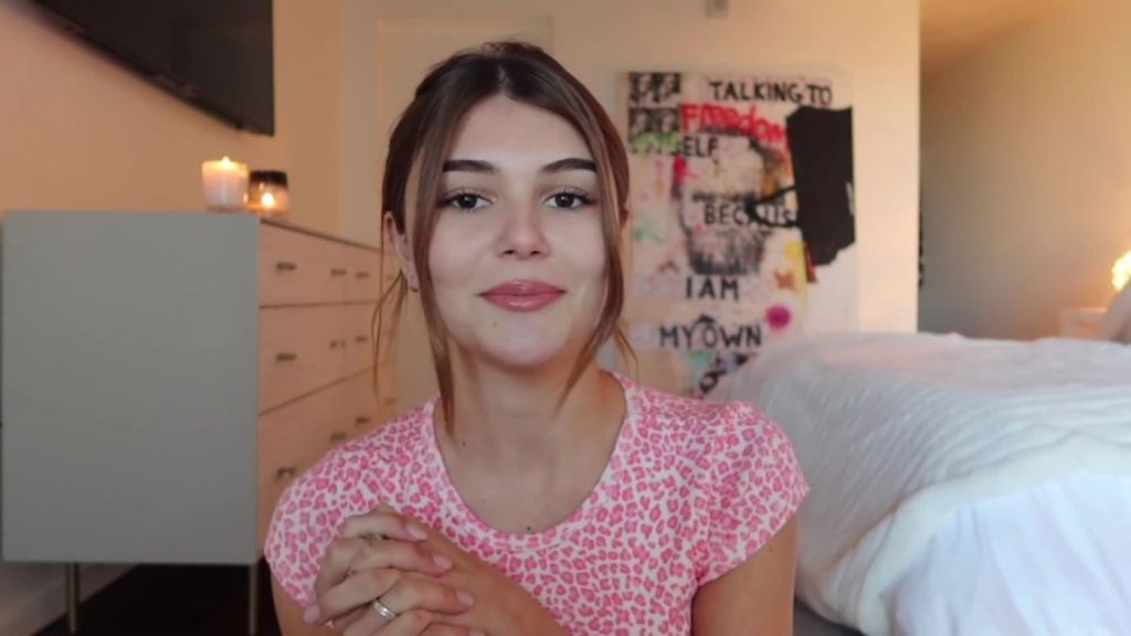 Olivia Jade’s strange week: Breaks up with Jacob Elordi, reminds fans of Lori Loughlin’s crimes