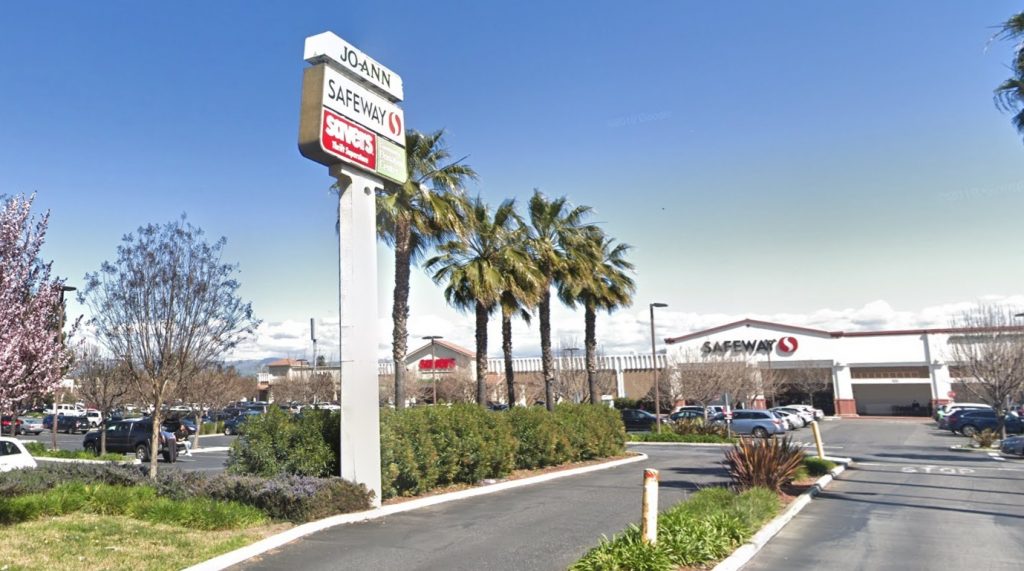 Deals for South Bay Safeway centers point to some retail green shoots