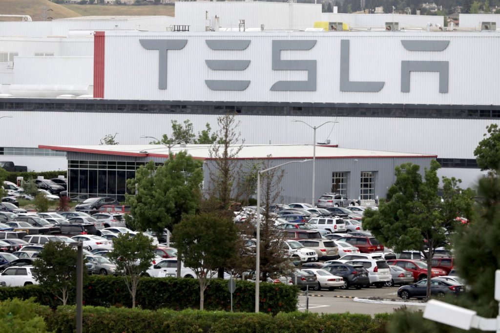 Tesla boosts pay for US factory workers that the UAW wants to unionize