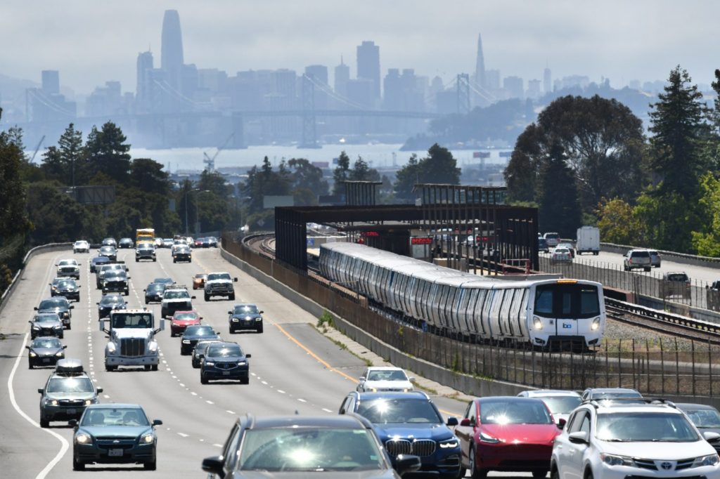 BART service halted between Walnut Creek, Pleasant Hill after person enters tracks