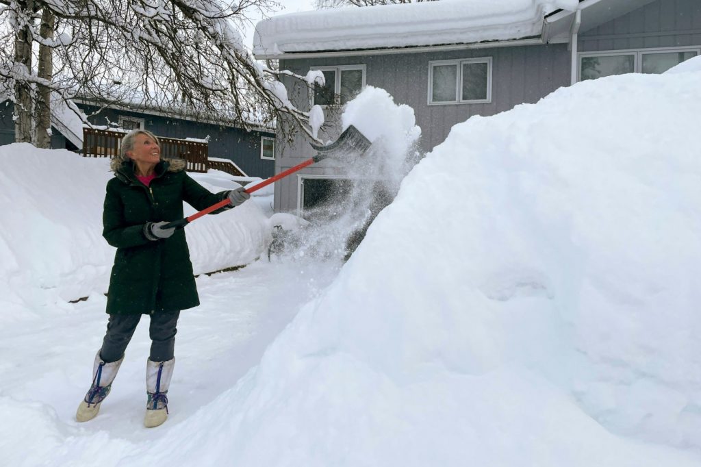 Anchorage sets record for earliest arrival of 100 inches of snow