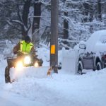 Middle of the US hunkers down as strong storm looms