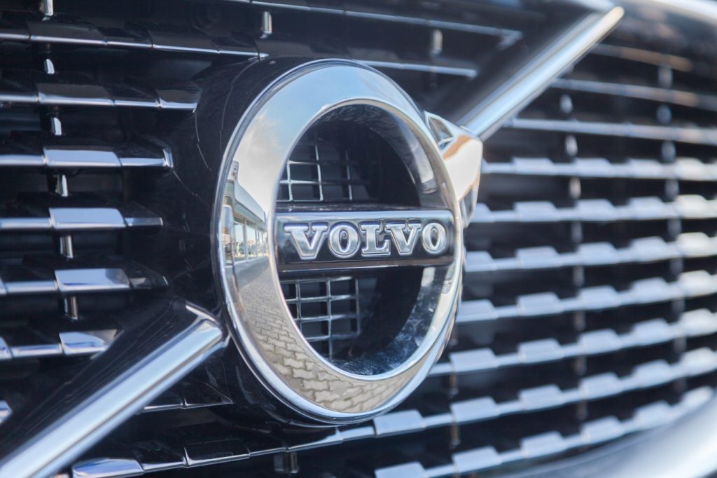 Volvo plans to be fully electric by 2030