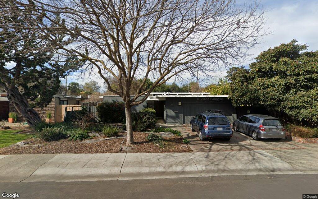 Sale closed in Palo Alto: $3.1 million for a four-bedroom home