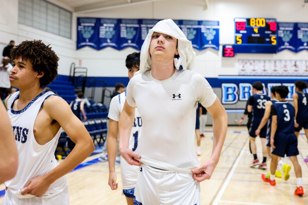 Stunner! Top-seeded Branham boys fall to high-octane Clovis East in NorCal D-II regional