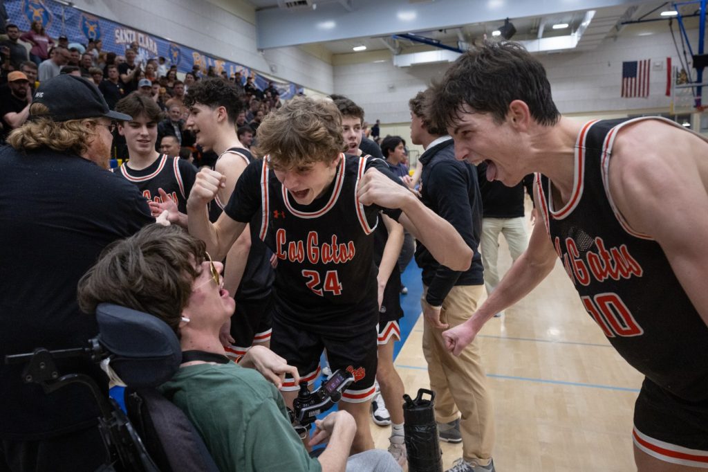 With CCS Division I title on the line, Los Gatos knocks down clutch free throws to clinch championship