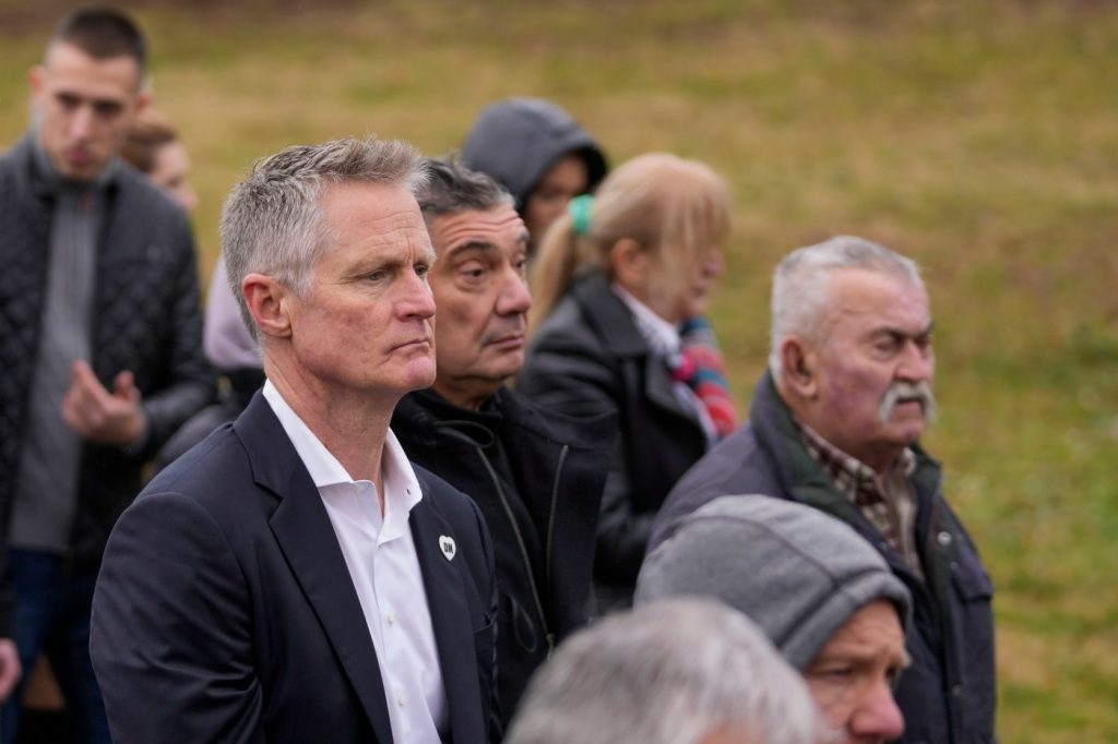 Kerr attends Milojević’s funeral in Serbia, will miss Warriors’ return to Utah