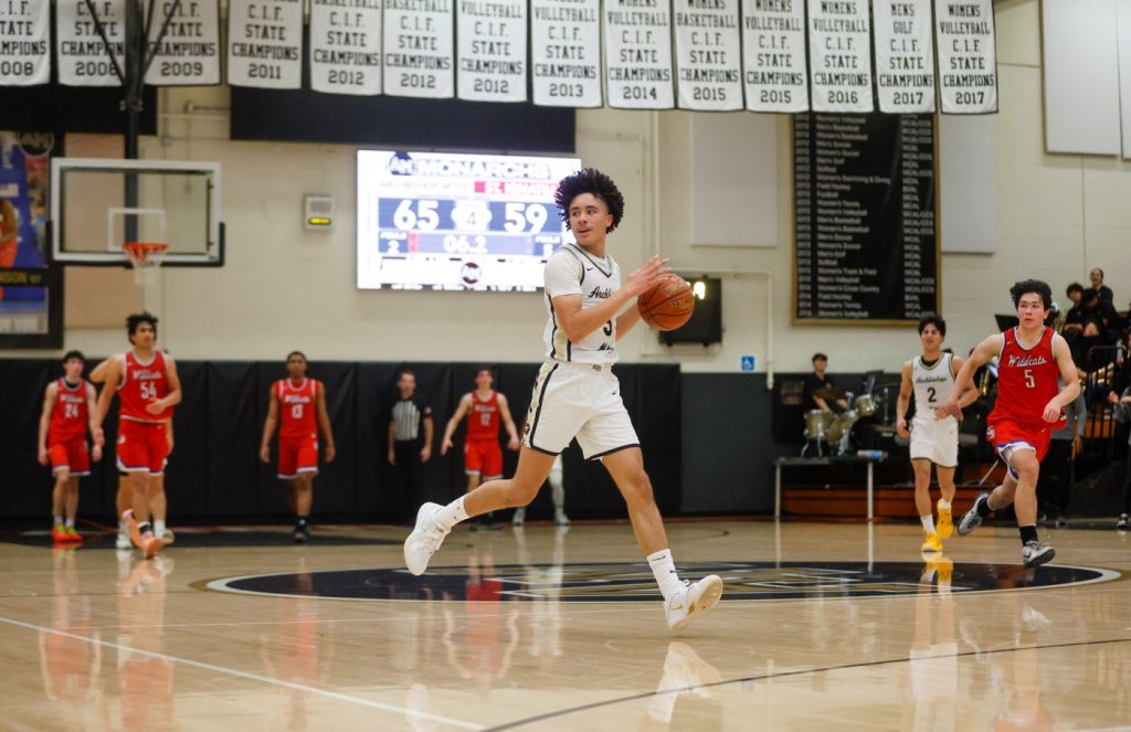 One year after falling short of CCS Open final, Mitty beats St. Ignatius to secure title game spot