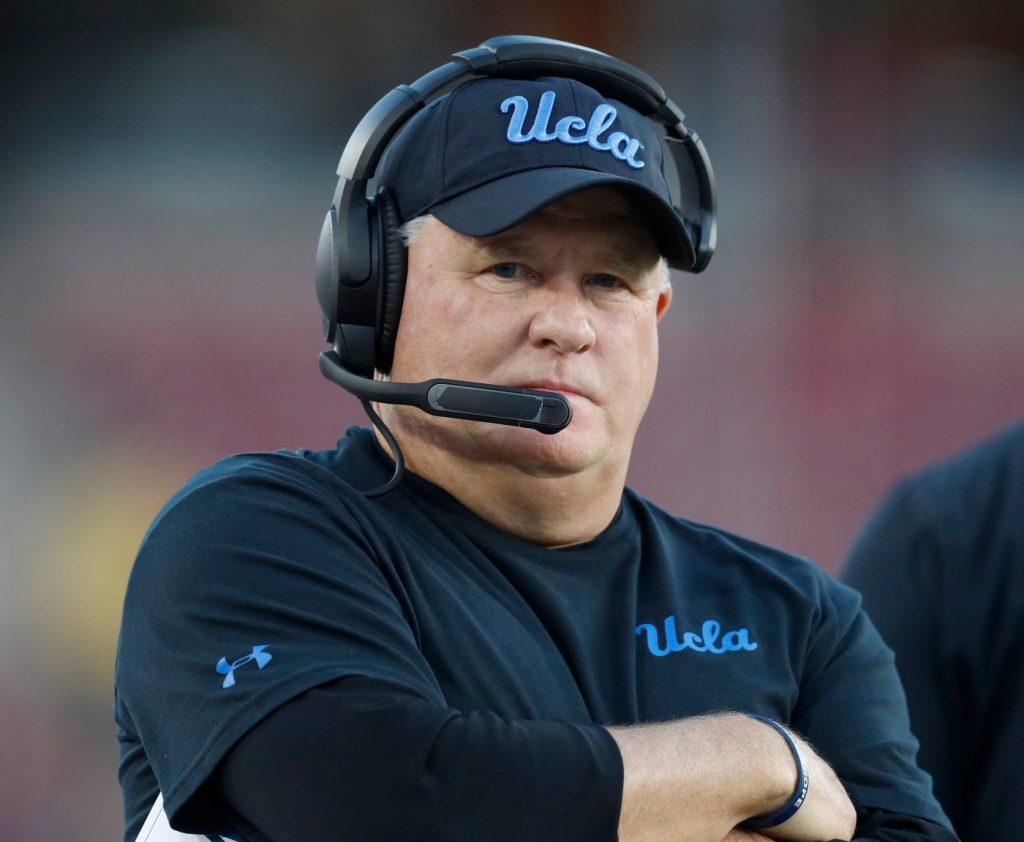 UCLA football: Chip Kelly’s commitment, his NFL pursuits and one big, giant mess in Westwood