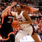 Pac-12 WBB roundup: Oregon State sizzles, JuJu Watkins rolls on and Iowa’s Caitlin Clark approaches Kelsey Plum’s scoring record