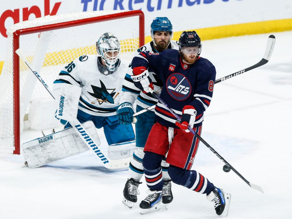 Kahkonen shines, but Sharks shut out by stingy Winnipeg Jets