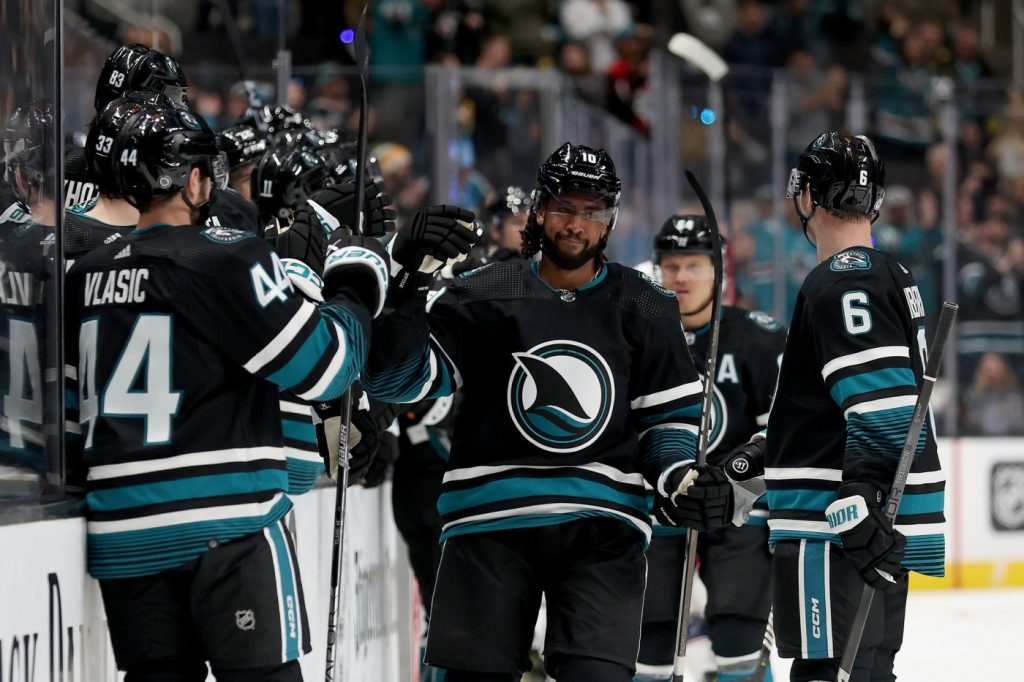 Late goal sinks Sharks in loss to Columbus Blue Jackets