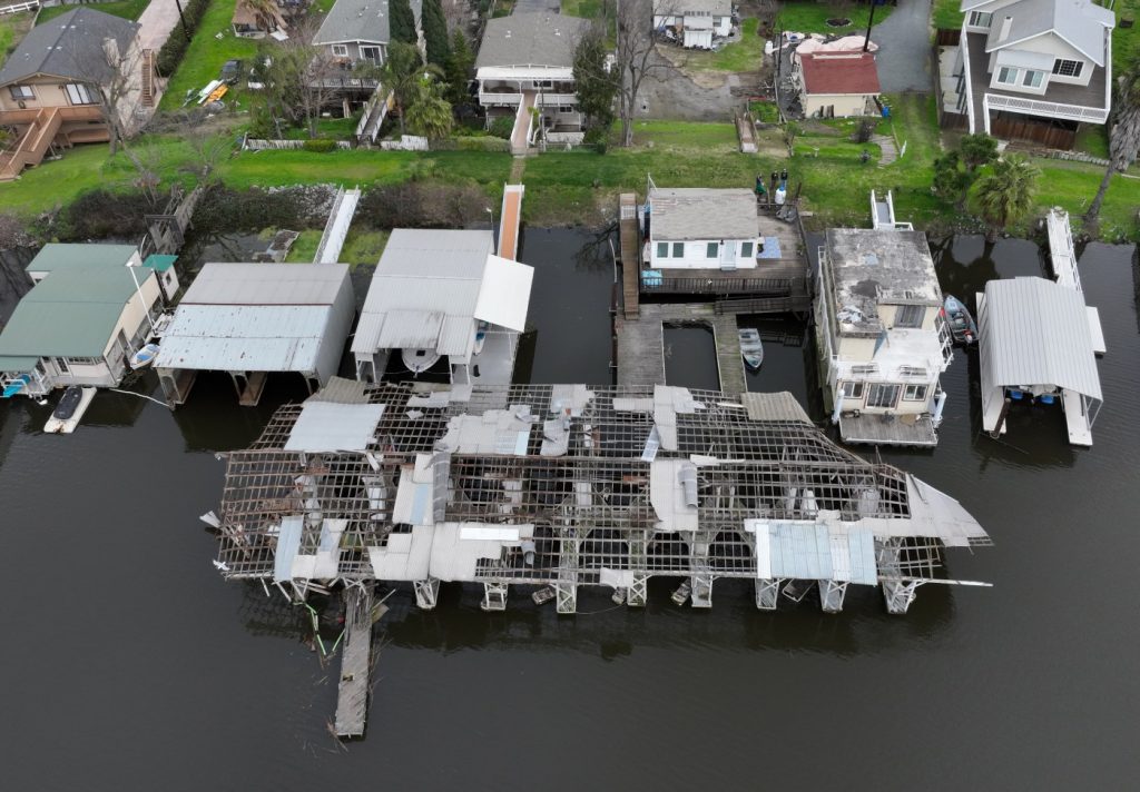 Heavy winds send 300-foot marina dock floating down Delta, ‘freaking out’ residents