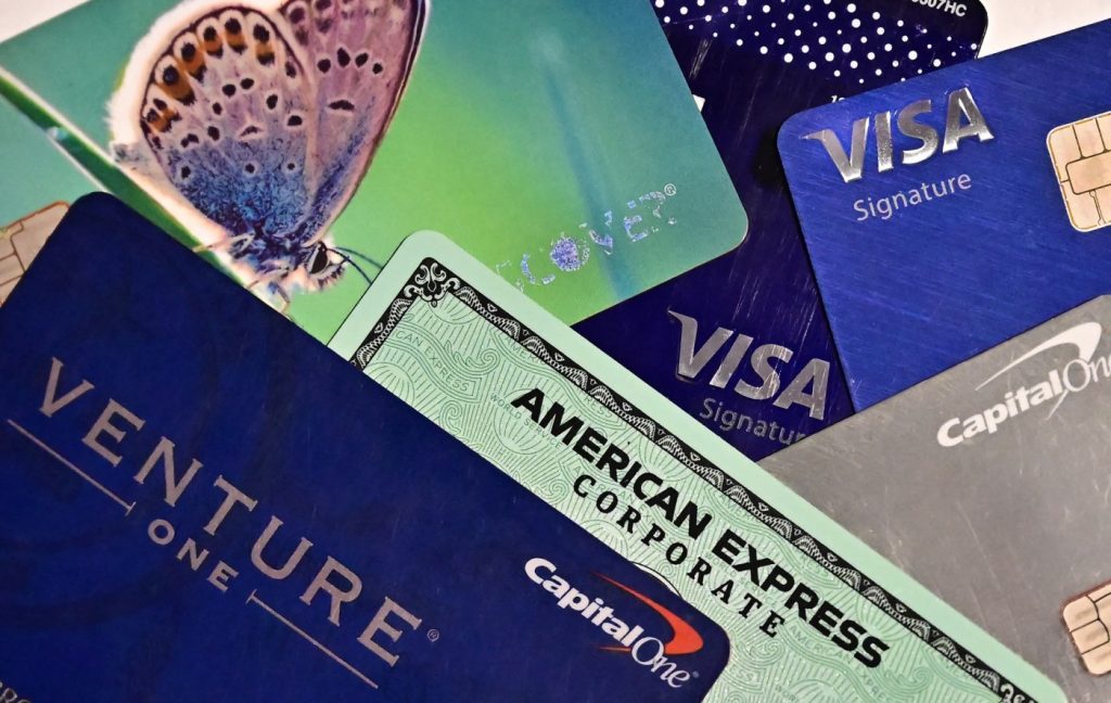 Americans have racked up a trillion dollars in credit card debt. That’s actually OK