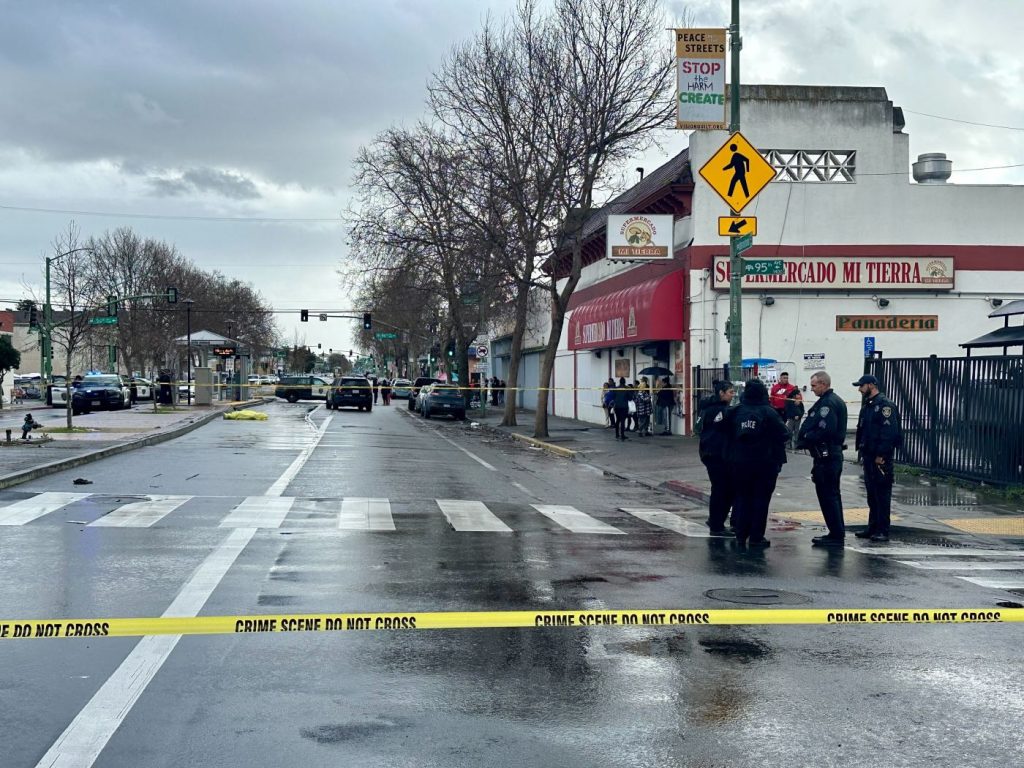 Pedestrian killed in Oakland hit-and-run