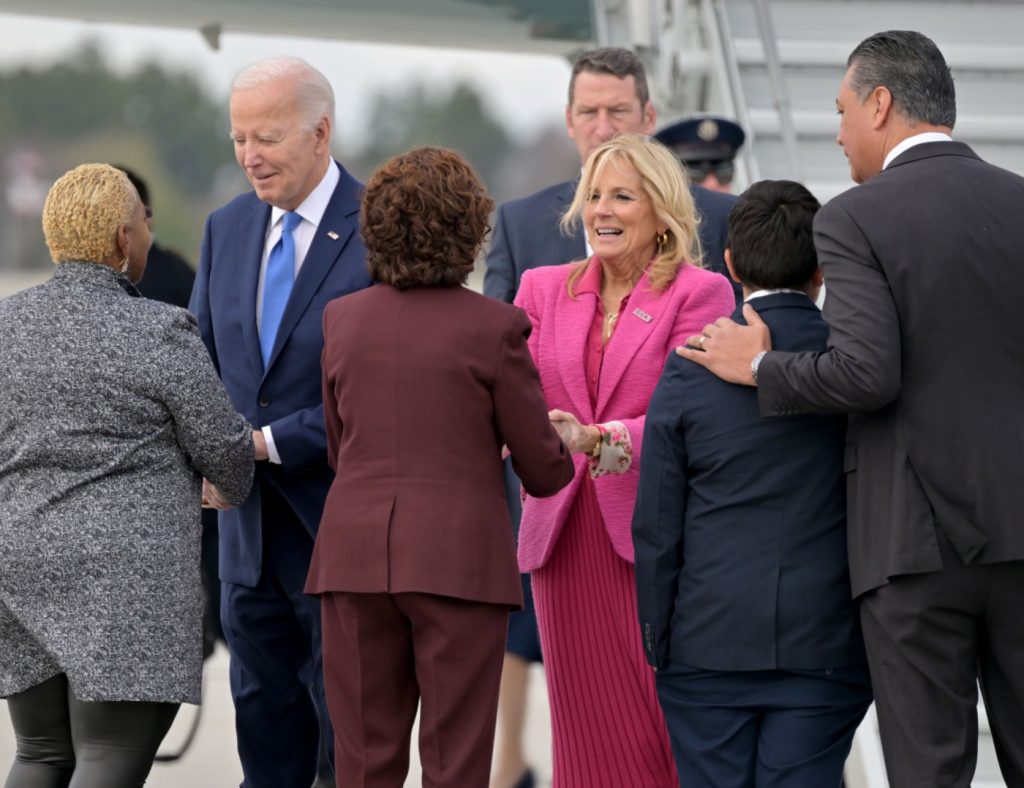 President Biden lands in Los Angeles to woo entertainment leaders