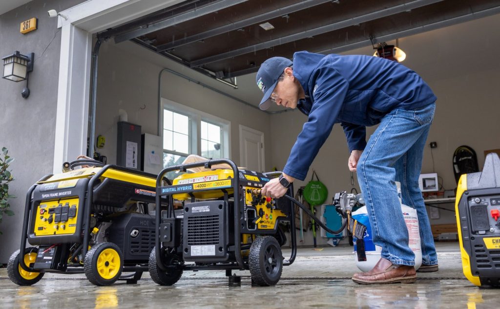 Los Gatos resident helps neighbors see the light during power outages