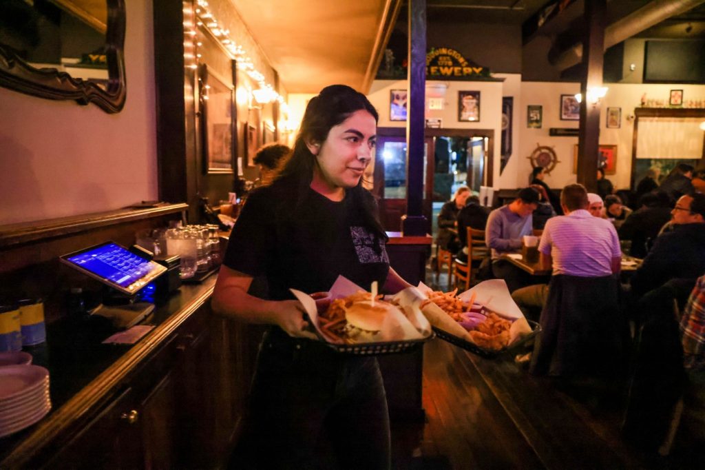 Bay Area restaurants in 2024: Your neighborhood pub is in trouble