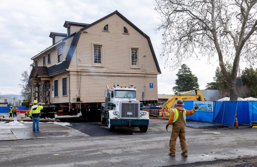 108-year-old house makes a big move on Bellarmine campus