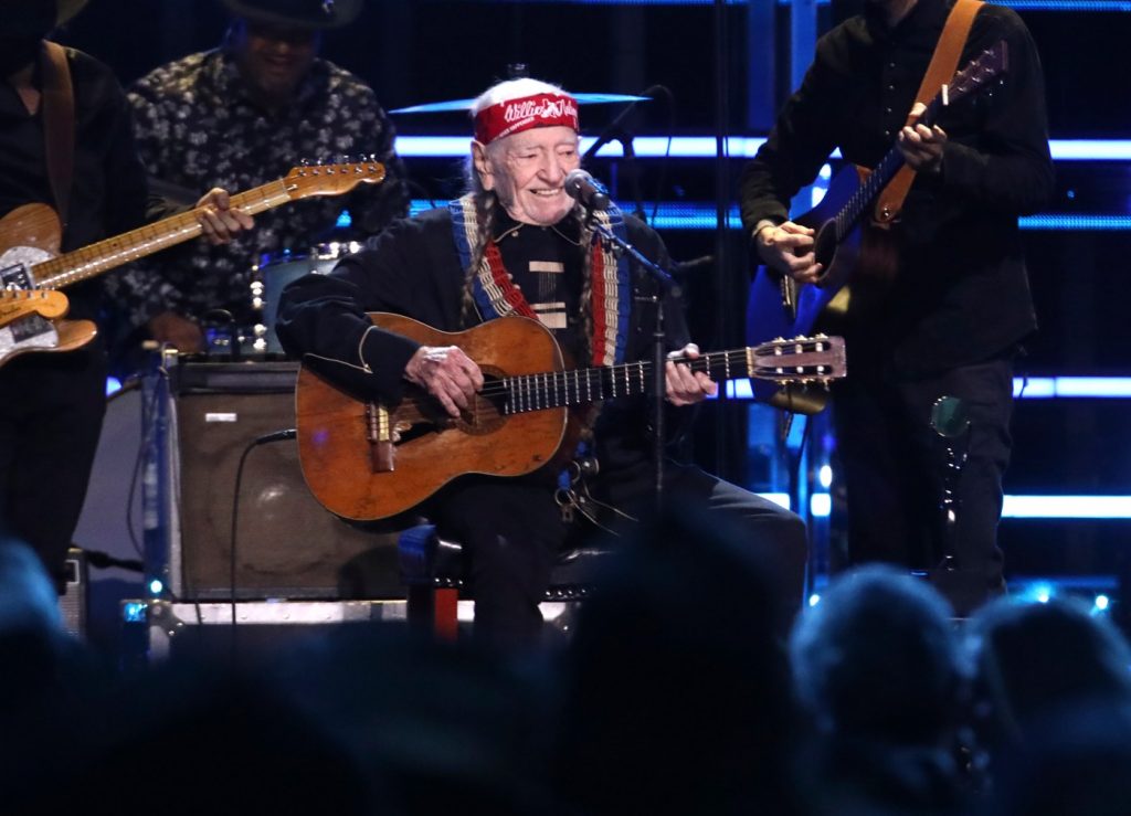 Willie Nelson leads unbelievably great concert lineup out on tour