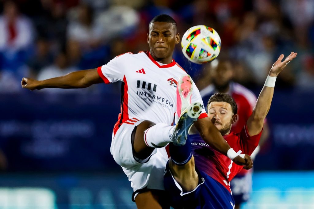 MLS: San Jose Earthquakes lose opener 2-1 on late Dallas goal