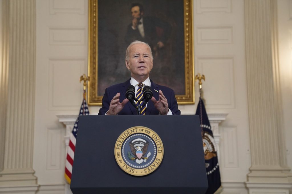 Douthat: Biden should step aside and accept the party drama