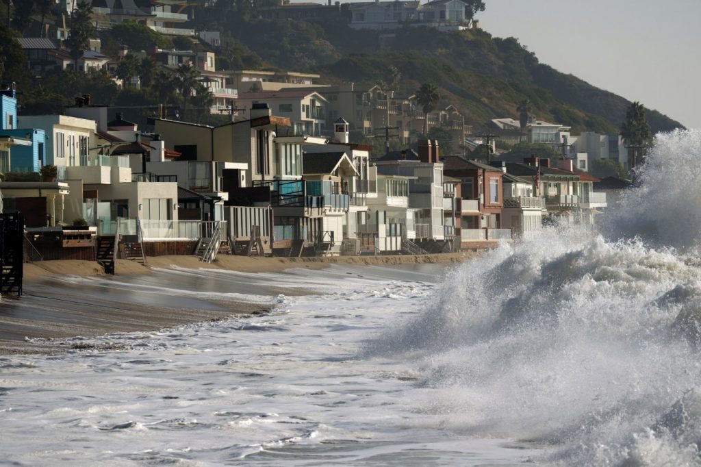 4.6-magnitude quake shakes the greater LA area