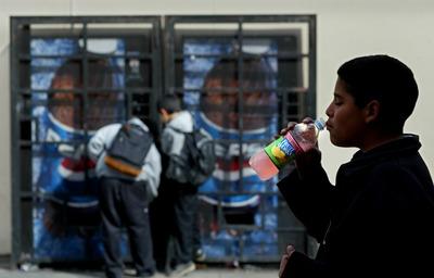 On the heels of ‘Skittles ban,’ California moves to ban food dyes from school meals too