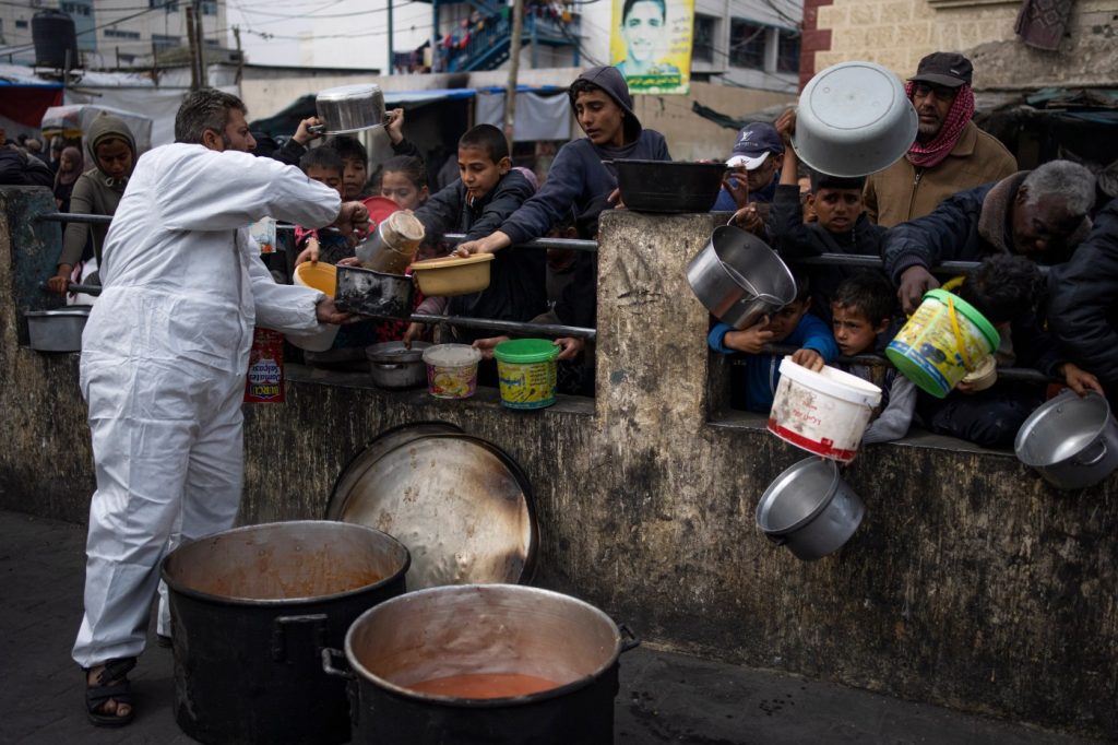 Opinion: My Gazan family faces starvation at Ramadan