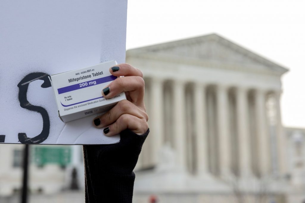 Feldman: Supreme Court justices poised to duck key abortion pill issue