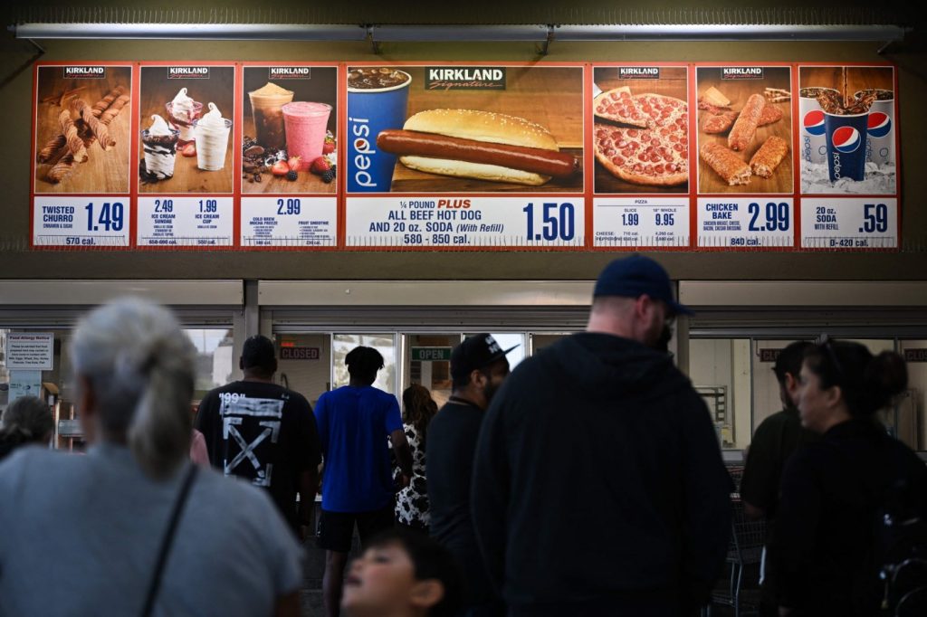 Costco cracking down on non-members eating at food courts