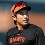 With lots of Ichiro in his game, Jung Hoo Lee finally gets to meet his ‘idol’