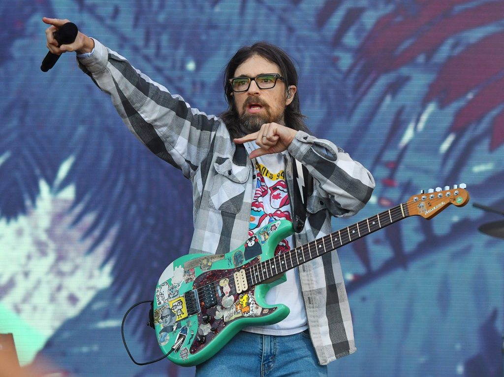 Weezer is bringing along two awesome opening acts for big 2024 tour