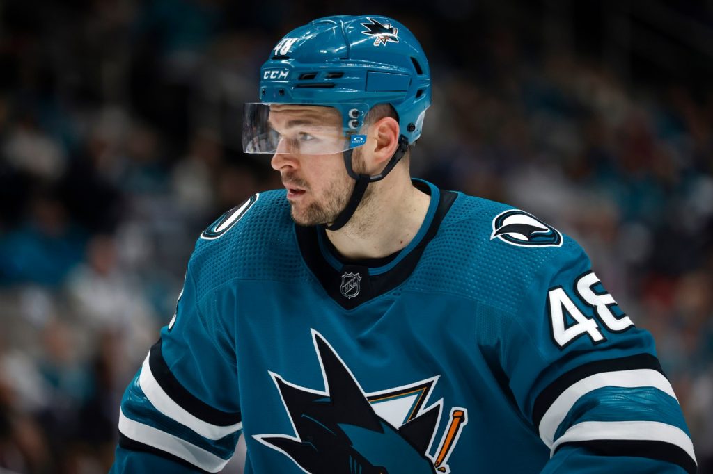 Sharks trading Tomas Hertl to Vegas Golden Knights, per reports